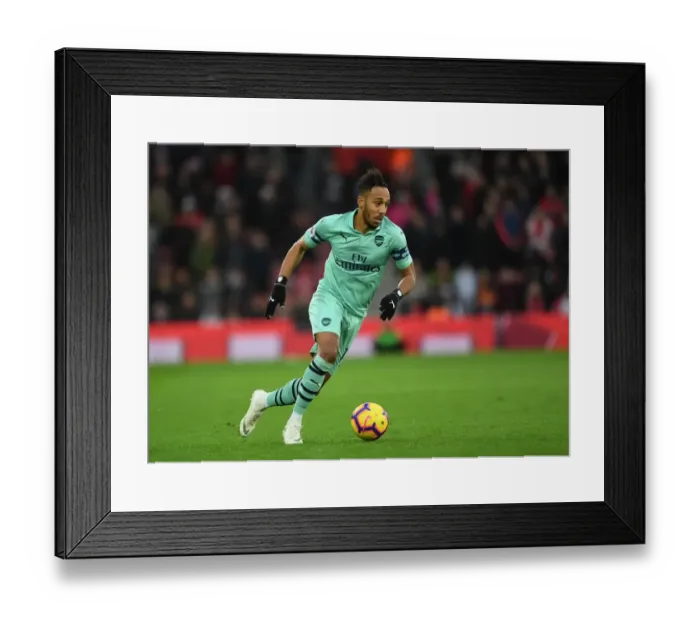 Framed Print : Pierre-Emerick Aubameyang in Action: Southampton vs. Arsenal, Premier League 2018-19 Framed Print : Pierre-Emerick Aubameyang in Action: Southampton vs. Arsenal, Premier League 2018-19