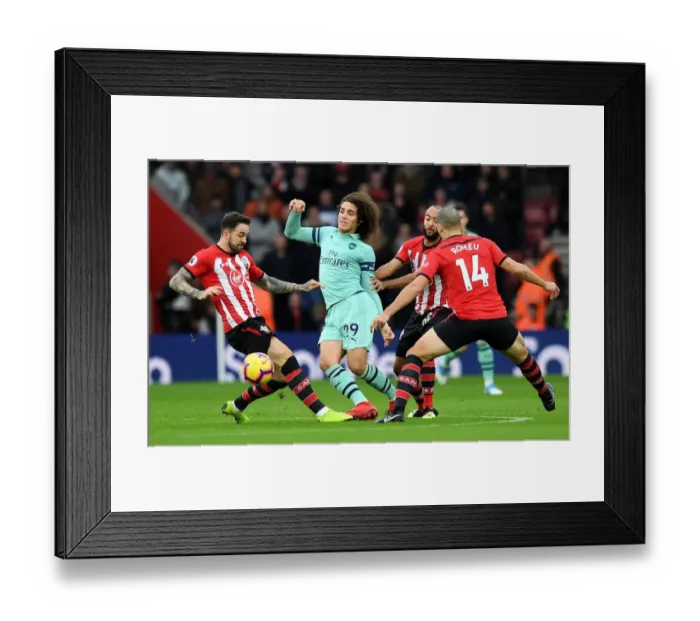 Framed Print : Guendouzi Under Pressure: Southampton vs. Arsenal, Premier League 2018-19 Framed Print : Guendouzi Under Pressure: Southampton vs. Arsenal, Premier League 2018-19