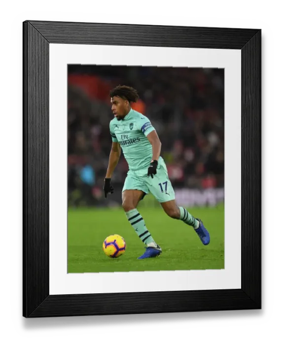 Framed Print : Alex Iwobi in Action: Southampton vs Arsenal, Premier League 2018-19