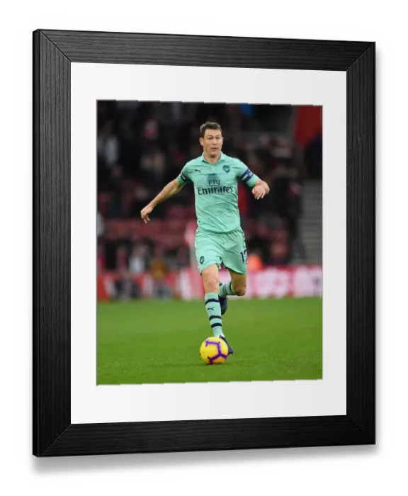 Framed Print : Stephan Lichtsteiner in Action: Arsenal vs. Southampton, Premier League 2018-19