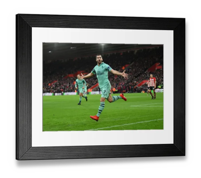 Framed Print : Mkhitaryan's Stunner: Arsenal's Winning Goal Against Southampton (2018-19)