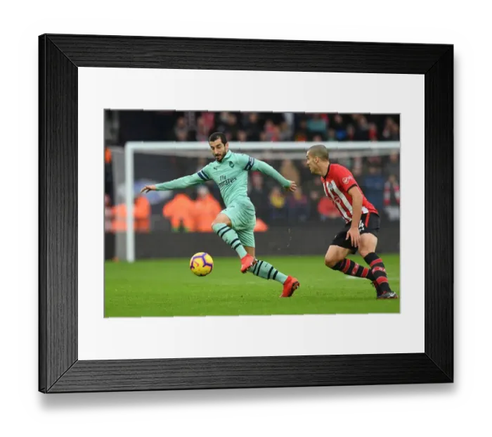 Framed Print : Mkhitaryan vs. Romeu: Clash of Midfield Titans - Southampton v Arsenal, Premier League 2018-19