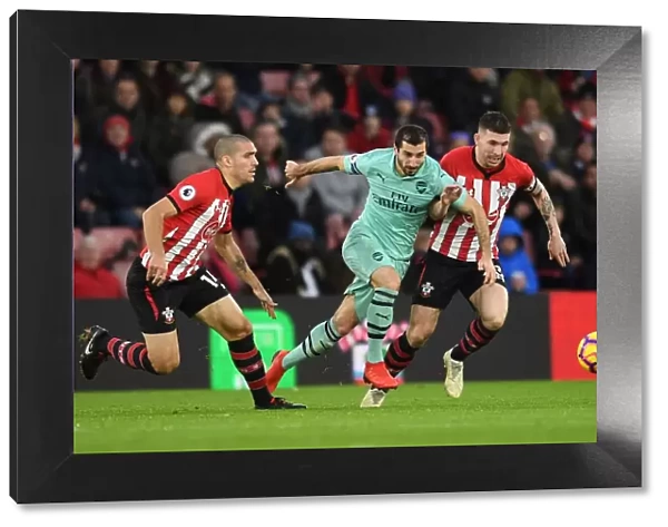 Mkhitaryan Faces Off Against Romeu and Hojbjerg: Southampton vs Arsenal, Premier League 2018-19