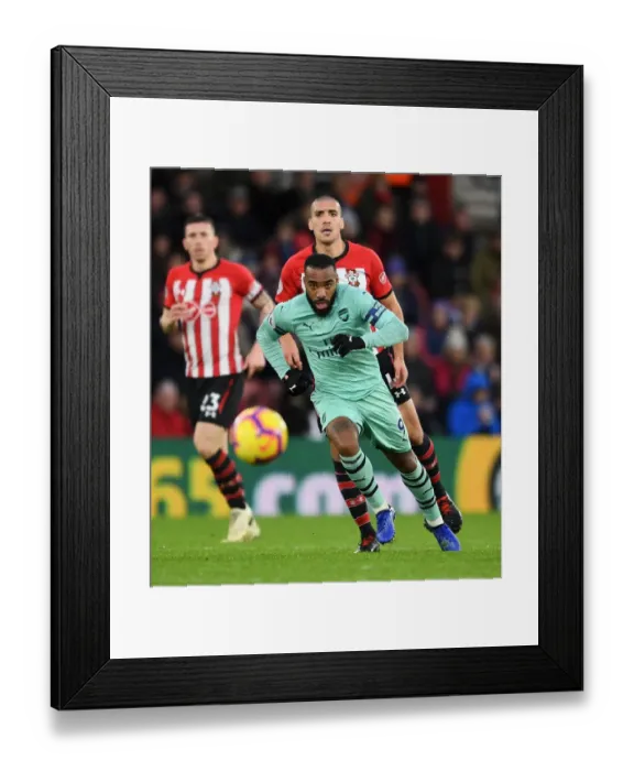 Framed Print : Alexandre Lacazette (Arsenal) Oriol Romeu (Southampton). Southampton 3: 2 Arsenal Framed Print : Alexandre Lacazette (Arsenal) Oriol Romeu (Southampton). Southampton 3: 2 Arsenal