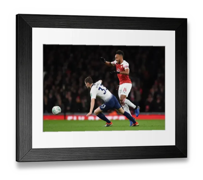 Framed Print : Aubameyang Outmaneuvers Davies in Carabao Cup Quarterfinal Clash