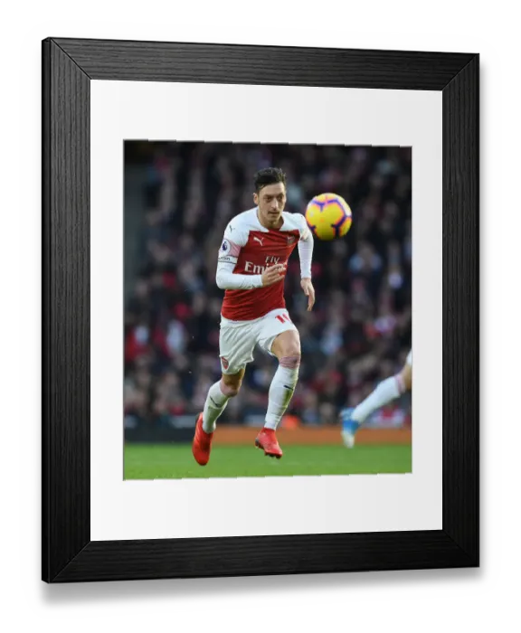 Framed Print : Arsenal vs Burnley: Premier League Showdown at Emirates Stadium (December 2018) Framed Print : Arsenal vs Burnley: Premier League Showdown at Emirates Stadium (December 2018)