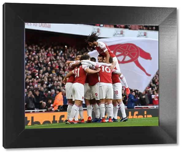 Arsenal's Aubameyang Scores and Celebrates with Team against Burnley (2018-19)