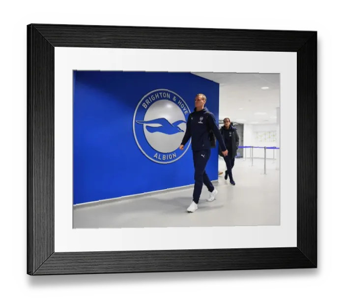 Framed Print : Arsenal's Bernd Leno Prepares for Brighton Showdown: Premier League 2018-19 Framed Print : Arsenal's Bernd Leno Prepares for Brighton Showdown: Premier League 2018-19