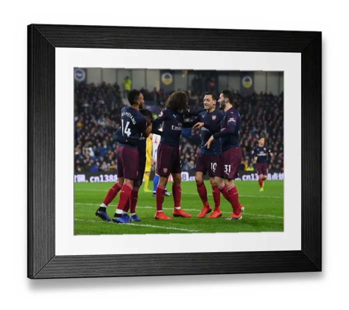 Framed Print : Aubameyang's Last-Minute Strike: Arsenal's Win Against Brighton (2018-19)
