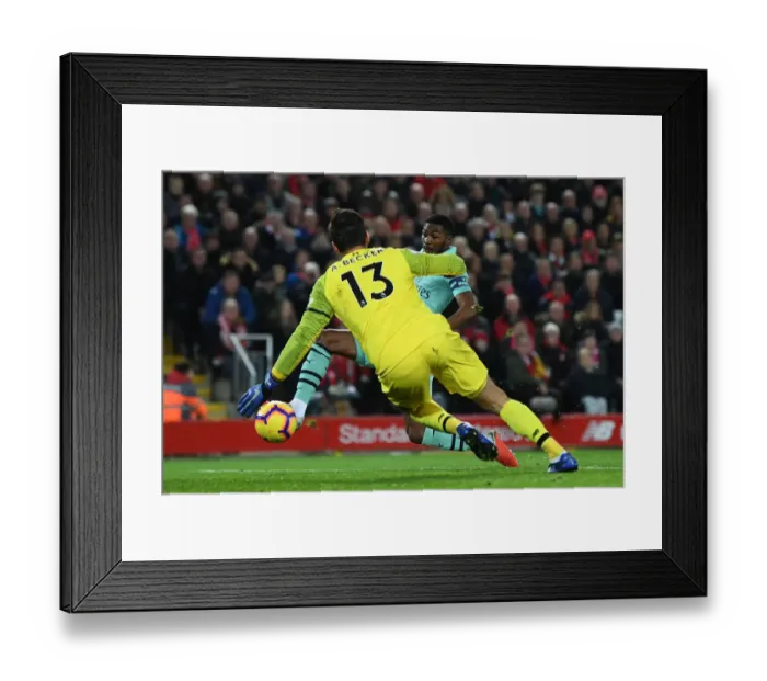 Framed Print : Ainsley Maitland-Niles Upset Goal: Arsenal Triumphs Over Liverpool (December 2018)