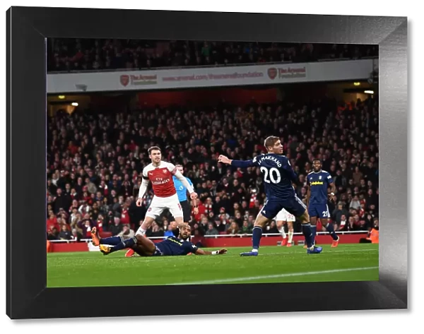 Aaron Ramsey Scores Arsenal's Third Goal Against Fulham in Premier League Match