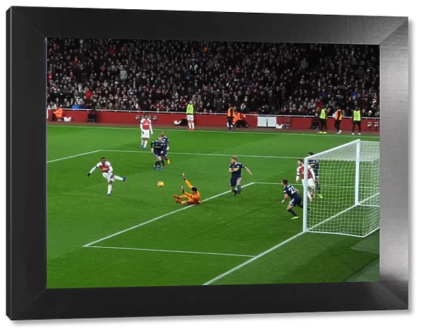Alexandre Lacazette Scores Arsenal's Second Goal Against Fulham in Premier League