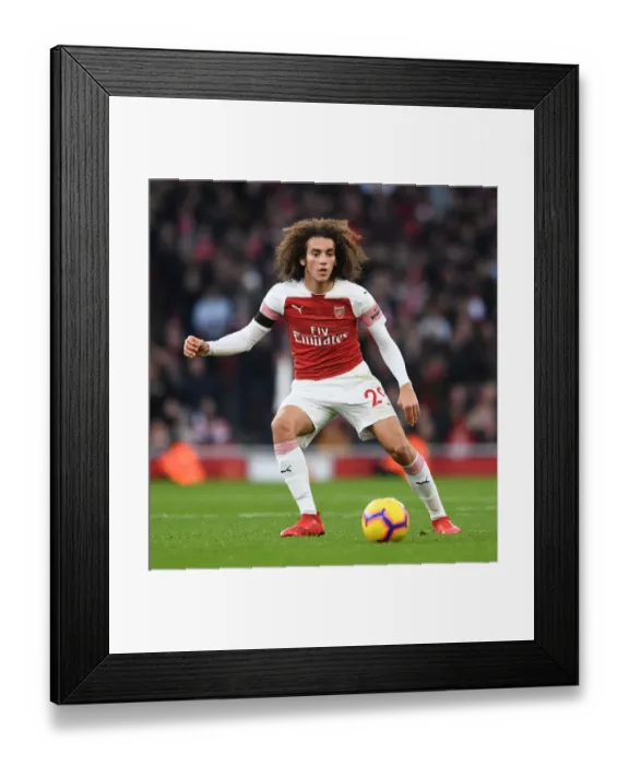 Framed Print : Matteo Guendouzi in Action: Arsenal vs. Fulham, Premier League 2018-19