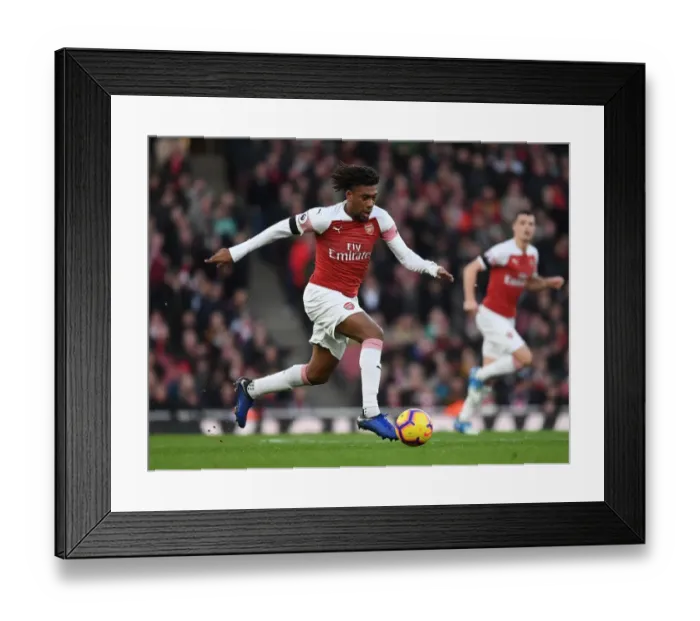 Framed Print : Alexis Lacazette in Action: Arsenal vs. Fulham, Premier League 2018-19