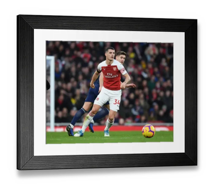 Framed Print : Granit Xhaka in Action: Arsenal vs Fulham, Premier League 2018-19 Framed Print : Granit Xhaka in Action: Arsenal vs Fulham, Premier League 2018-19