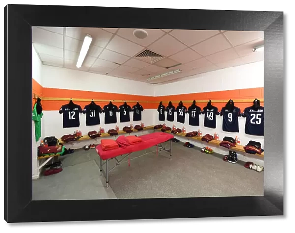 Behind the Scenes: Arsenal FC's FA Cup Preparations at Blackpool - The Changing Room
