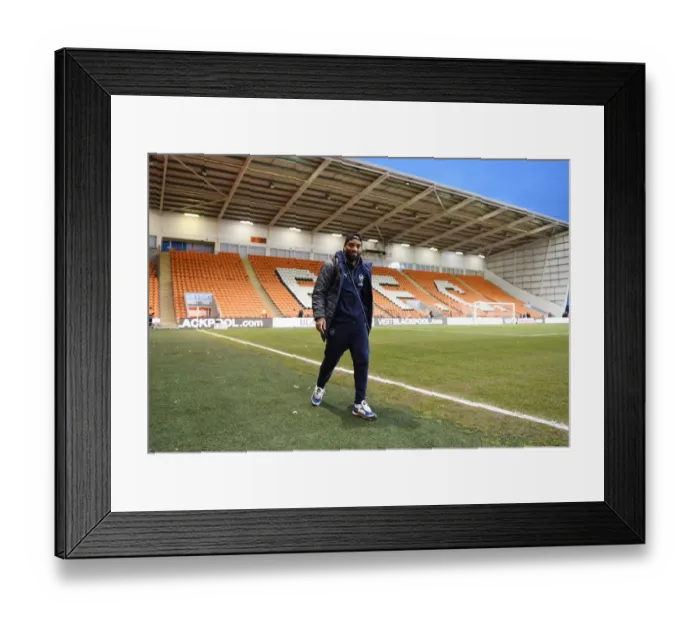 Framed Print : Arsenal's Alex Lacazette Prepares for FA Cup Clash Against Blackpool