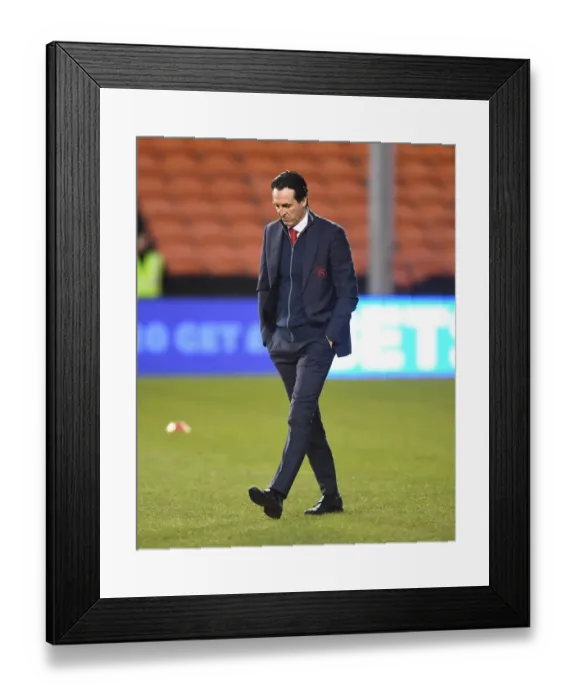 Framed Print : Unai Emery Leads Arsenal at Blackpool FA Cup Match, 2019