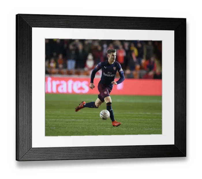 Framed Print : Aaron Ramsey in FA Cup Action: Blackpool vs Arsenal (2019) Framed Print : Aaron Ramsey in FA Cup Action: Blackpool vs Arsenal (2019)