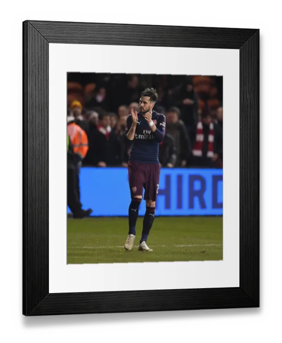 Framed Print : Arsenal's Carl Jenkinson Applauding Fans after FA Cup Victory over Blackpool