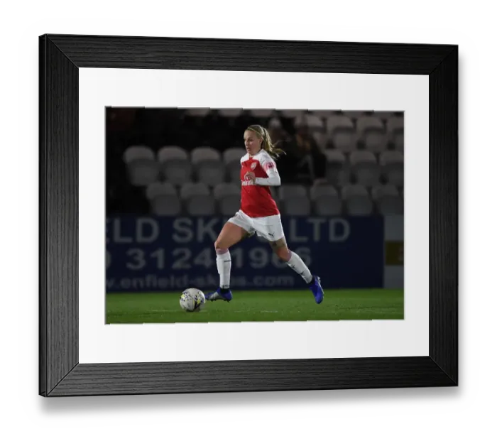 Framed Print : Beth Mead in Action: Arsenal Women vs Birmingham City Women, FA WSL Continental Tyres Cup