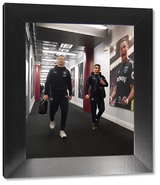 Arsenal Players Head to the Changing Room Before West Ham Clash, London 2019