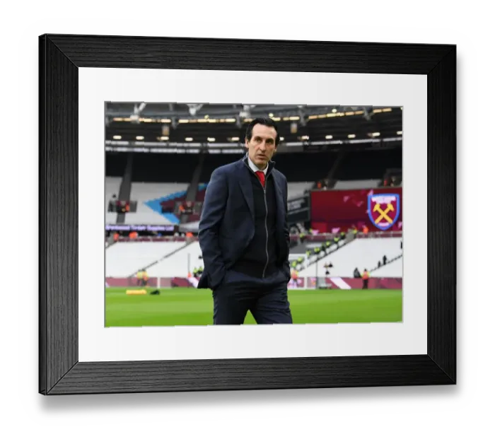 Framed Print : Unai Emery: Arsenal FC Head Coach Ahead of West Ham United Clash (2018-19) Framed Print : Unai Emery: Arsenal FC Head Coach Ahead of West Ham United Clash (2018-19)
