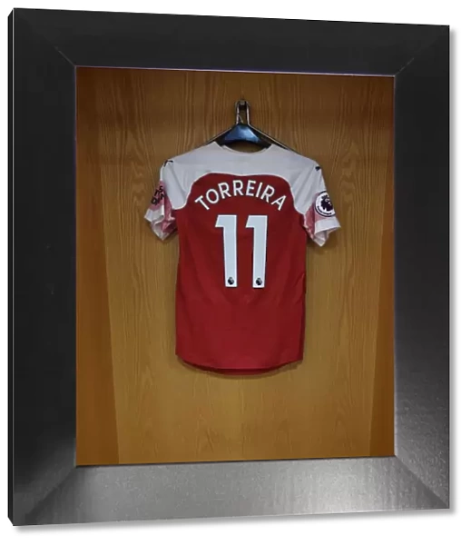 Arsenal Home Changing Room: Lucas Torreira's Jersey Before Arsenal vs Chelsea (2018-19)