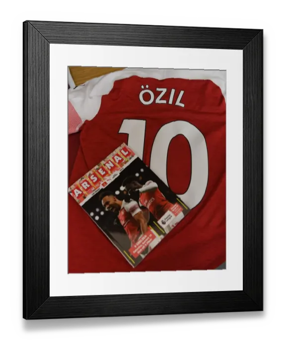 Framed Print : Mesut Ozil's Arsenal Changing Room: Arsenal FC vs. Chelsea FC, Premier League, London, 2019 Framed Print : Mesut Ozil's Arsenal Changing Room: Arsenal FC vs. Chelsea FC, Premier League, London, 2019