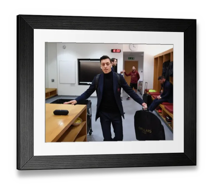 Framed Print : Mesut Ozil's Pre-Match Focus: Arsenal Changing Room Before Arsenal vs Chelsea, Premier League 2018-19 Framed Print : Mesut Ozil's Pre-Match Focus: Arsenal Changing Room Before Arsenal vs Chelsea, Premier League 2018-19