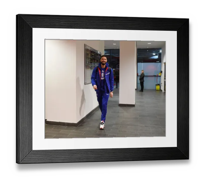 Framed Print : Arsenal vs. Chelsea: Olivier Giroud's Return to Emirates Stadium - Premier League Clash, London, 2019 Framed Print : Arsenal vs. Chelsea: Olivier Giroud's Return to Emirates Stadium - Premier League Clash, London, 2019