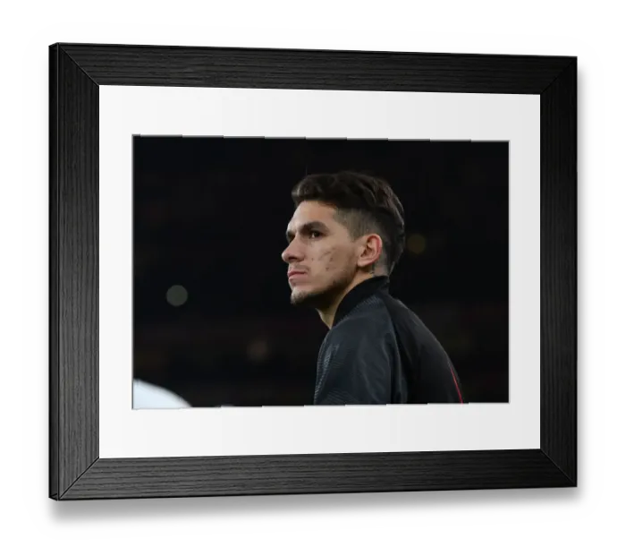 Framed Print : Arsenal's Lucas Torreira Prepares for Arsenal v Chelsea Clash (2018-19) Framed Print : Arsenal's Lucas Torreira Prepares for Arsenal v Chelsea Clash (2018-19)