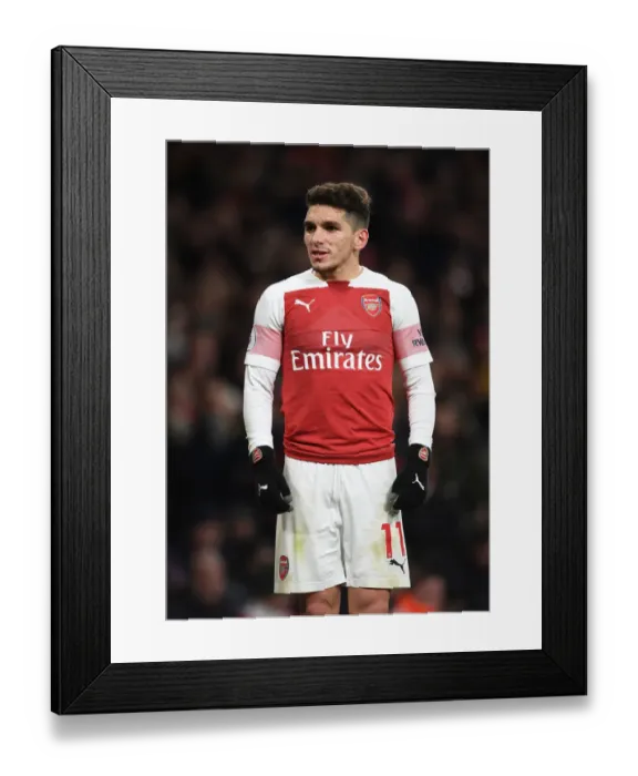 Framed Print : Torreira's Premier League Debut: Arsenal vs. Chelsea, 2018-19