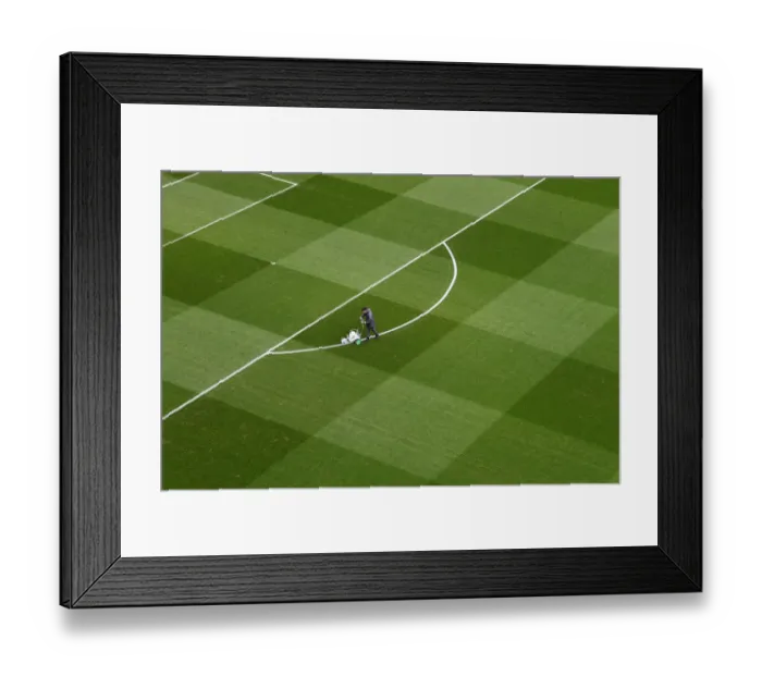 Framed Print : Arsenal's Groundsman: Battle Preparations - Readying the Emirates Pitch for Arsenal vs Manchester United (FA Cup) Framed Print : Arsenal's Groundsman: Battle Preparations - Readying the Emirates Pitch for Arsenal vs Manchester United (FA Cup)