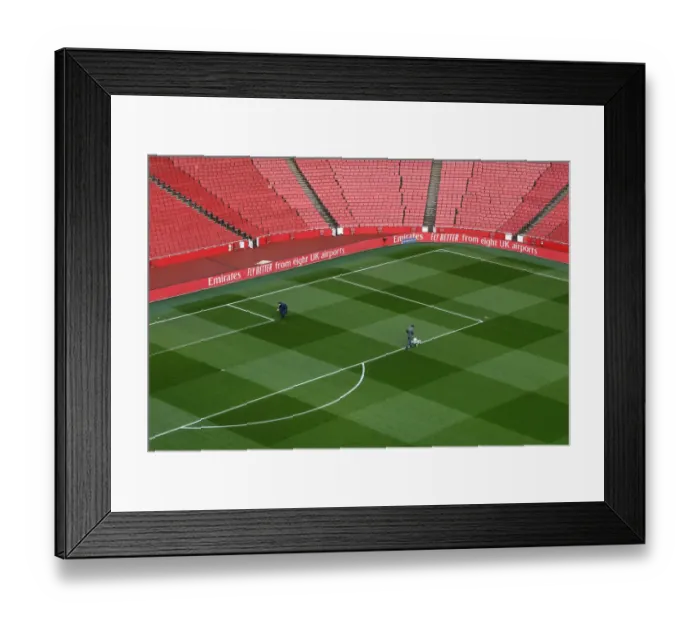 Framed Print : Arsenal's Emirates Stadium: Gearing Up for the FA Cup Showdown against Manchester United Framed Print : Arsenal's Emirates Stadium: Gearing Up for the FA Cup Showdown against Manchester United