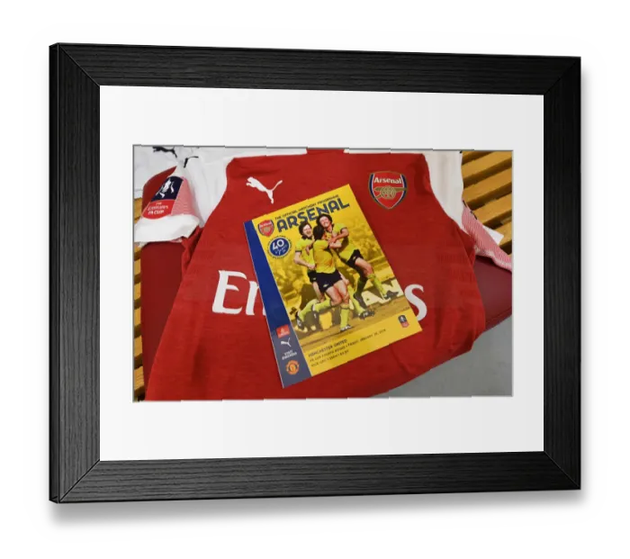 Framed Print : Arsenal vs Manchester United: FA Cup Fourth Round Clash at Emirates Stadium Framed Print : Arsenal vs Manchester United: FA Cup Fourth Round Clash at Emirates Stadium