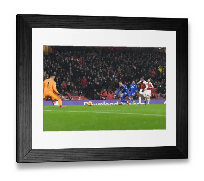 Framed Print : Arsenal vs. Cardiff: Premier League Clash at Emirates Stadium, January 2019 Framed Print : Arsenal vs. Cardiff: Premier League Clash at Emirates Stadium, January 2019