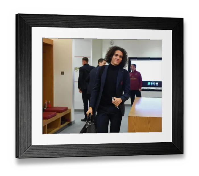 Framed Print : Arsenal FC: Matteo Guendouzi's Focus Before Arsenal v Cardiff City (2018-19) Framed Print : Arsenal FC: Matteo Guendouzi's Focus Before Arsenal v Cardiff City (2018-19)