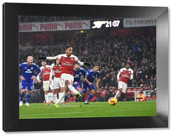 Arsenal's Aubameyang Scores Penalty in Arsenal v Cardiff City (2018-19)