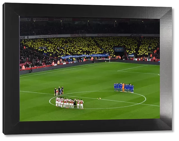 Arsenal and Cardiff Pay Tribute: A Moment of Silence for Emiliano Sala (Arsenal v Cardiff City 2018-19)