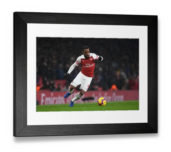 Framed Print : Alexandre Lacazette in Action: Arsenal vs. Cardiff City (2018-19)