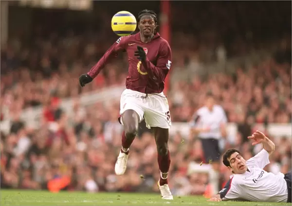 Emmanuel Adebayor (Arsenal) Tal Ben Haim (Bolton). Arsenal 1: 1 Bolton Wanderers