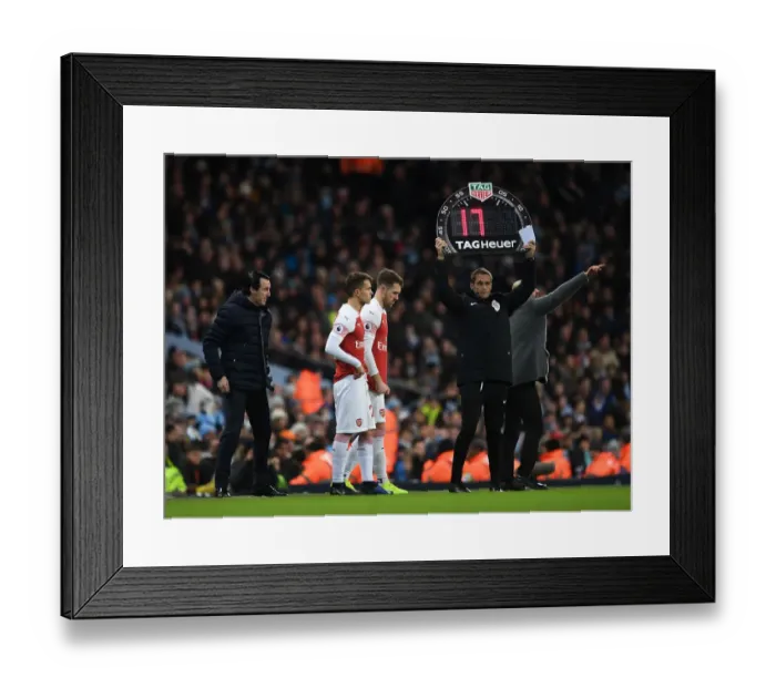 Framed Print : Arsenal FC: Unai Emery with Ramsey and Suarez at Manchester City, Premier League 2018-19 Framed Print : Arsenal FC: Unai Emery with Ramsey and Suarez at Manchester City, Premier League 2018-19