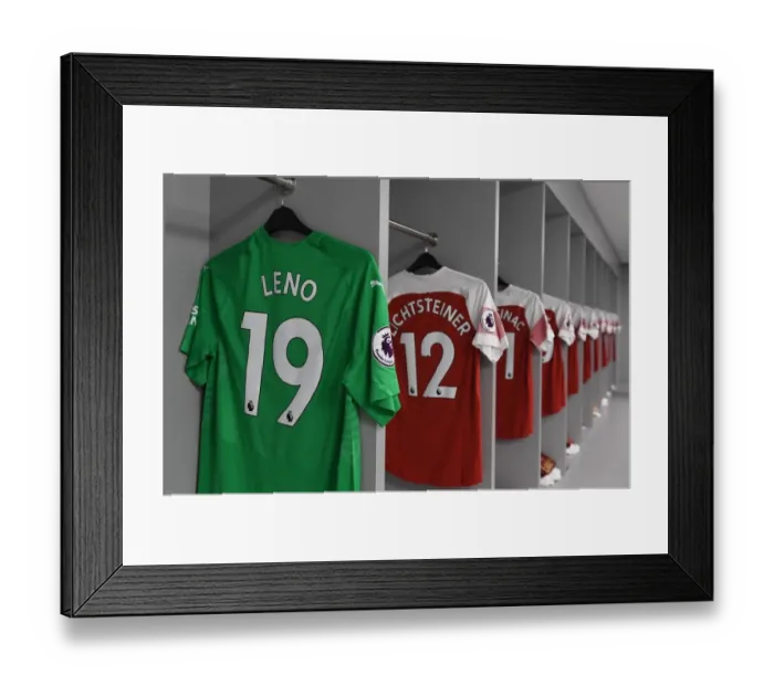 Framed Print : United We Stand: Arsenal's Pre-Match Huddle vs Manchester City, Premier League 2018-19 Framed Print : United We Stand: Arsenal's Pre-Match Huddle vs Manchester City, Premier League 2018-19