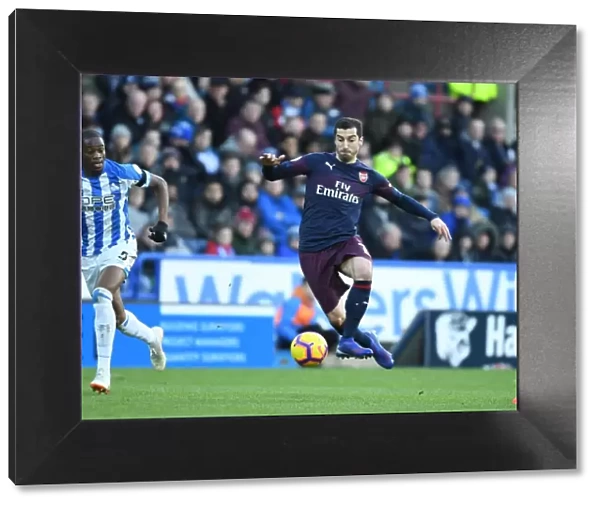 Arsenal's Mkhitaryan in Action: Huddersfield Clash, Premier League