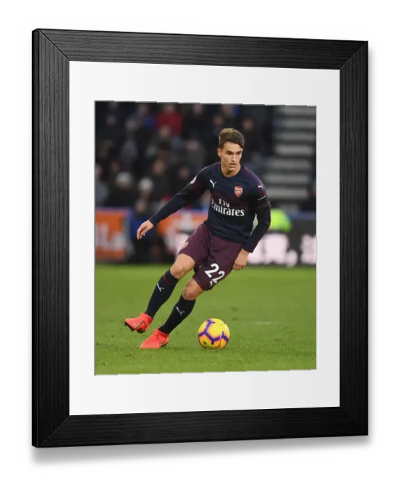Framed Print : Denis Suarez in Action: Arsenal Takes on Huddersfield in Premier League Clash