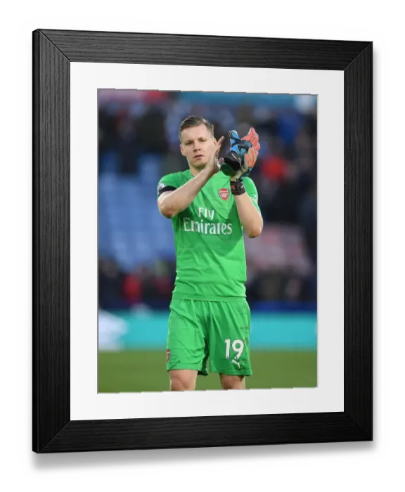 Framed Print : Arsenal's Bernd Leno Celebrates Huddersfield Victory with a Heartfelt Applause to Arsenal Fans
