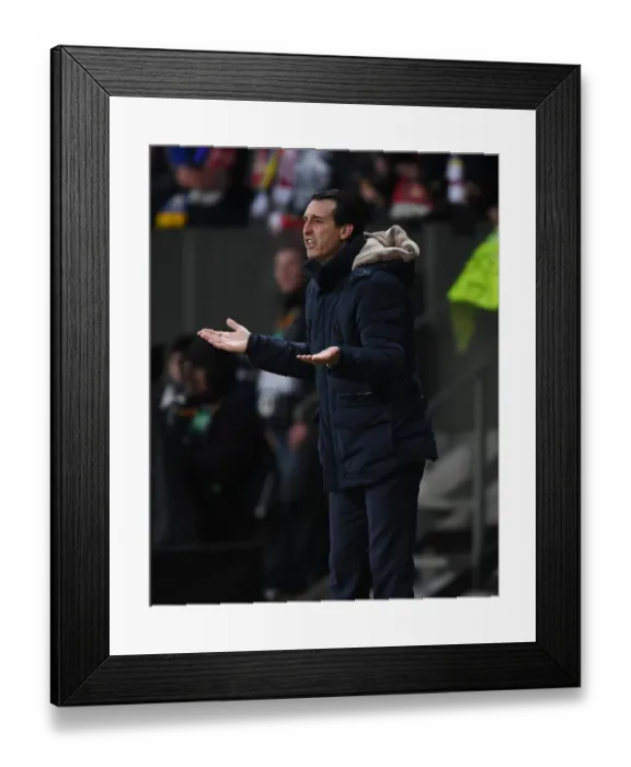 Framed Print : Unai Emery Leads Arsenal in Europa League Battle against BATE Borisov