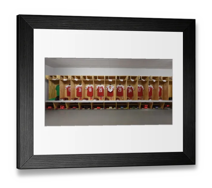 Framed Print : Arsenal in the Changing Room Before BATE Borisov UEFA Europa League Clash Framed Print : Arsenal in the Changing Room Before BATE Borisov UEFA Europa League Clash