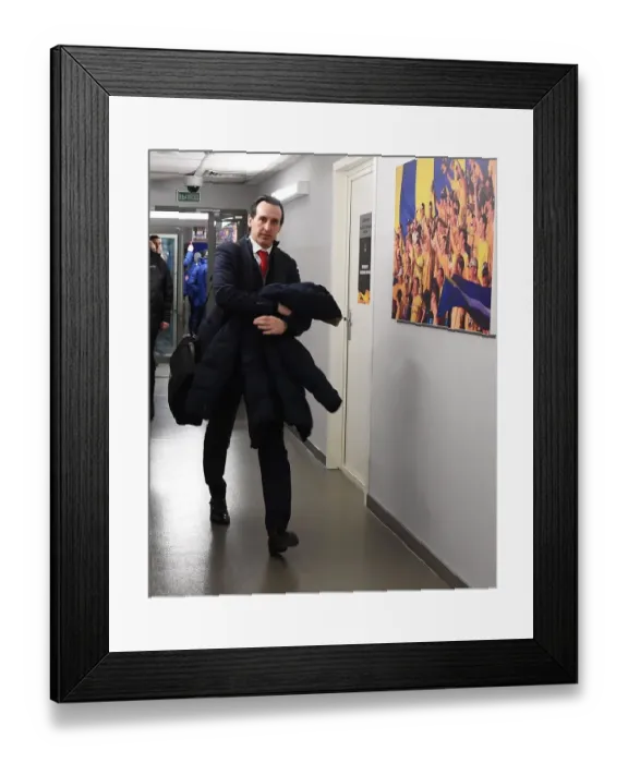 Framed Print : Unai Emery Leads Arsenal in Europa League Clash against BATE Borisov
